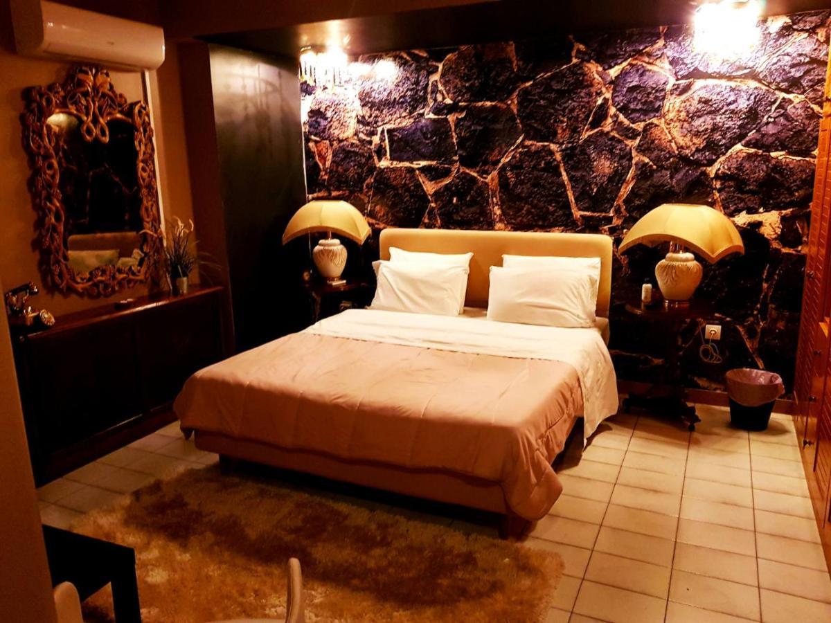 Kouro'S Private Room! Pireus Exteriör bild